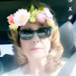 Meet your Posher, Venida